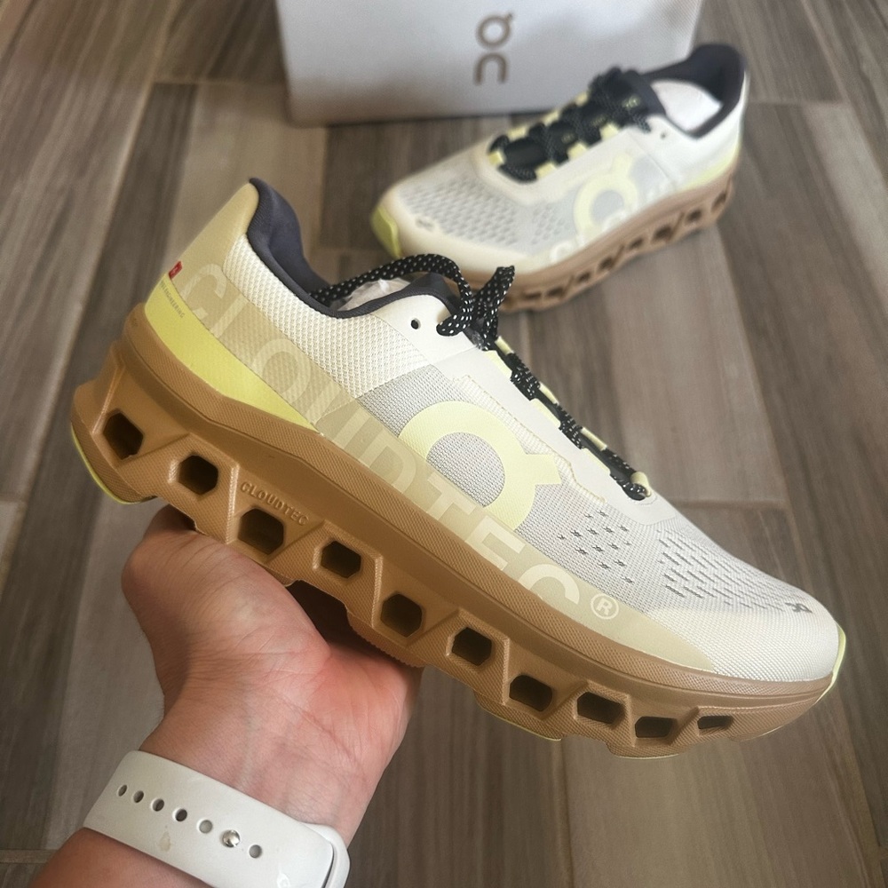 On Running Cloudtec Shoes - Cream and Brown